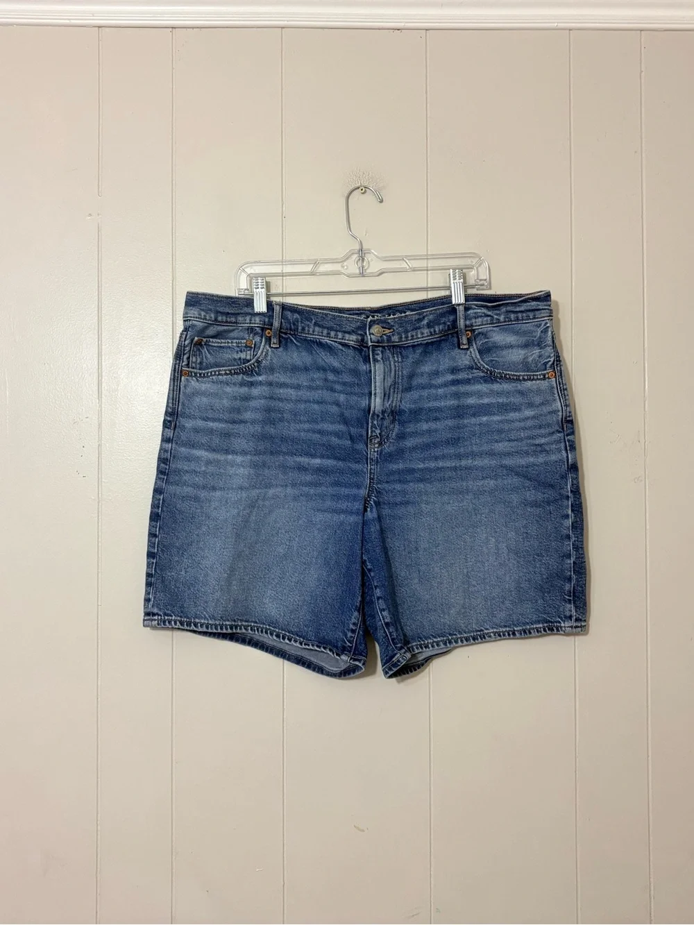 American Eagle Perfect Bermuda Shorts Women’s 16 Strigid Stretch Denim 8” Blue